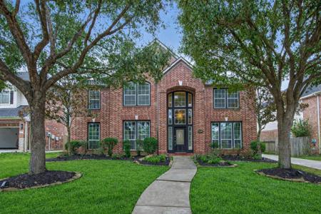 15914 Maple Shores