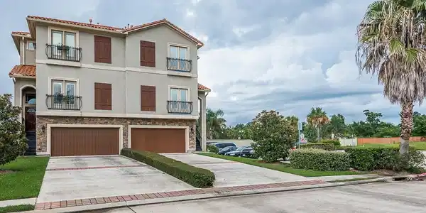 4102 Boardwalk Boulevard