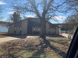 73 Lakeland Drive