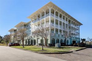 161 W Breezy Way