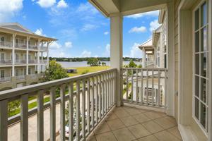 166 W Breezy Way