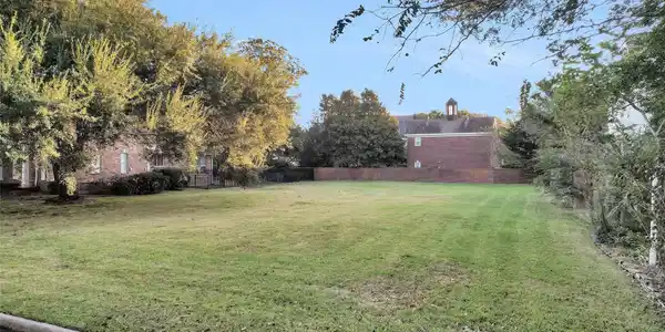 1206 Bluebonnet Drive