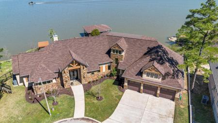 22517 Bayview Circle