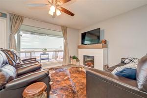 100 Edgewater Drive
