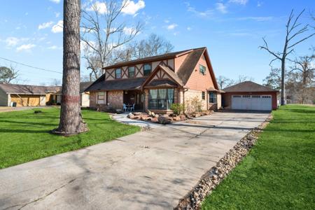 1823 White Feather Trail
