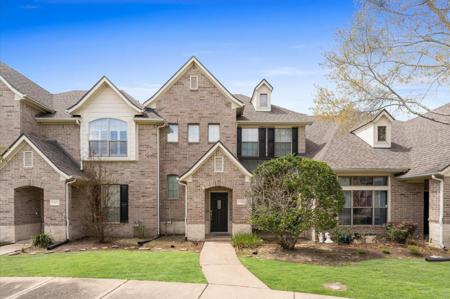 2411 Clippers Square