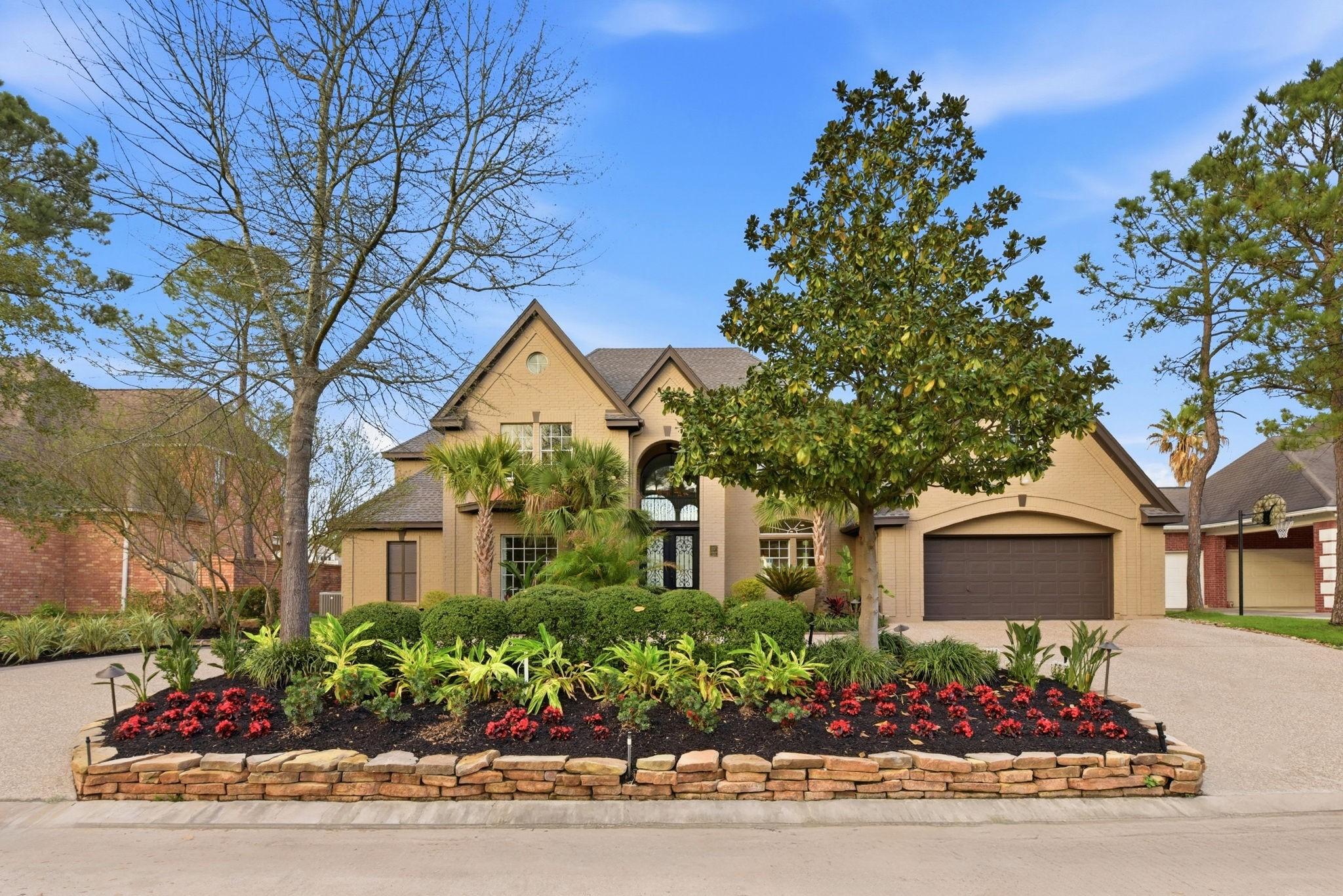 Image 2: Classic, charming Jim O'Connor Custom two-story ho