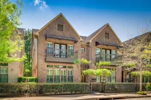 38 Riva Row