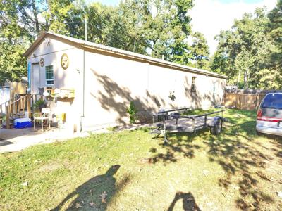 404 Lakeside Loop