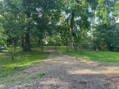 TBD Lakeshore /Black Walnut Drive
