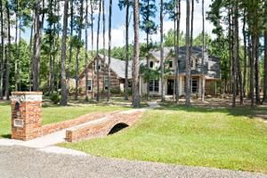 7601 Pine Grove Court