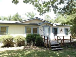 152 Oak Cir