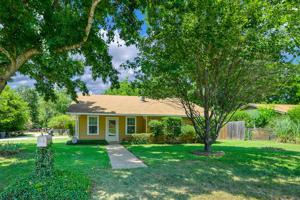 6024 Peninsula Circle
