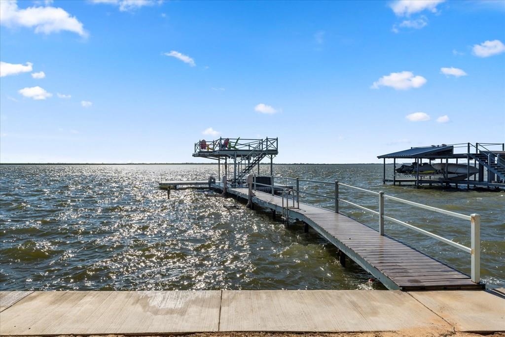 9 Big Oak Cir, Star Harbor, TX lhrmls02023973