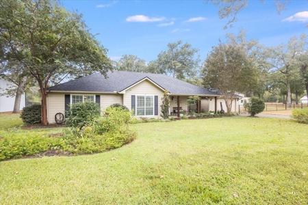 108 Azalea Ct