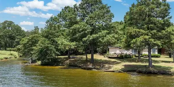229 Esquire Estate Rd