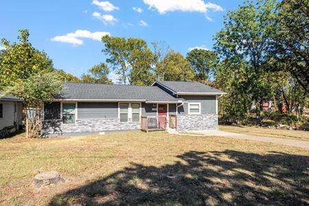 120 Memorial Dr