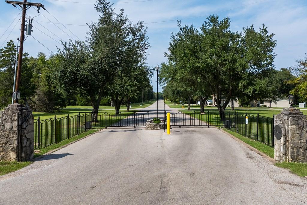 Image 4: 3570 Pleasant Run & 3600 San Saba