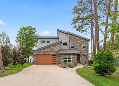 174 Ocean Dr