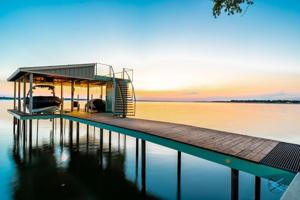 140 Peninsula Point Terrace