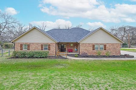 8268 Breeland Dr