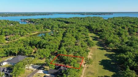 215 Colonial Dr