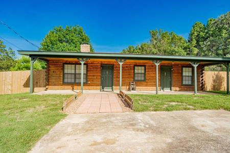 3929 San Saba