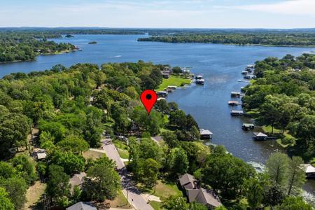 5486 Bayshore Dr