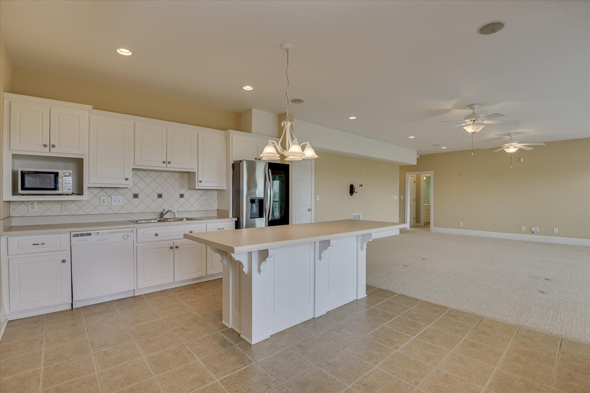 Image 1: 51-151-177-DSC_4327LRenfuse