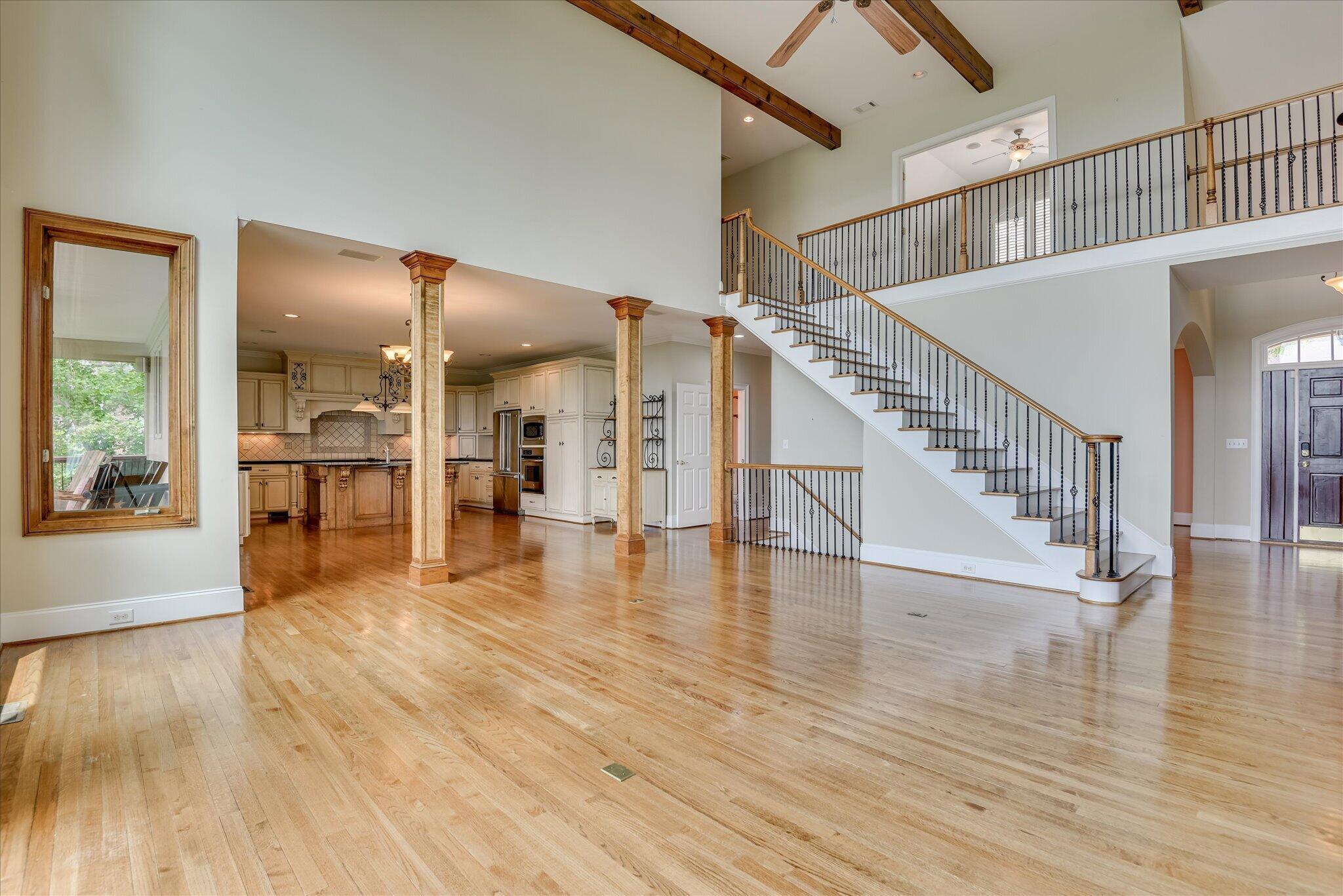 Image 3: 10-110-136-DSC_4002LRenfuse