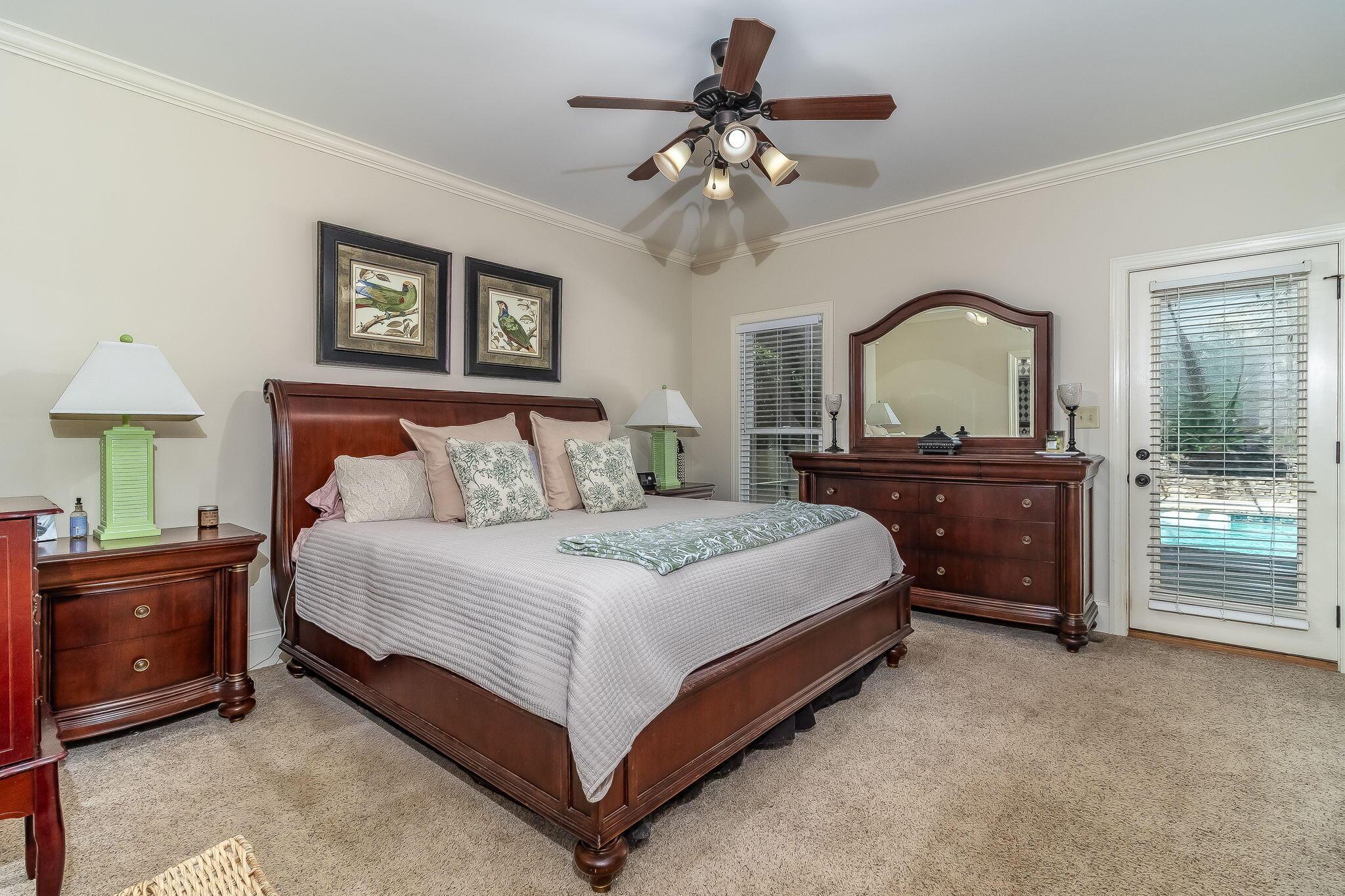 Image 4: 32-web-or-mls-1025 PLANTATION LN. &copy;--13