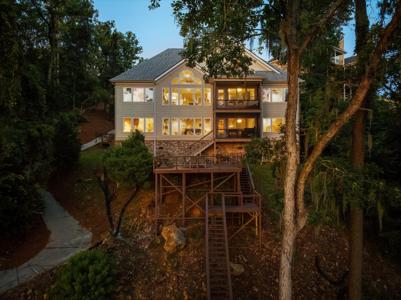 355 Osprey Point