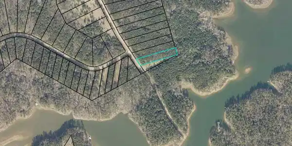 Image 3: Lot 13 Clinton-Williams