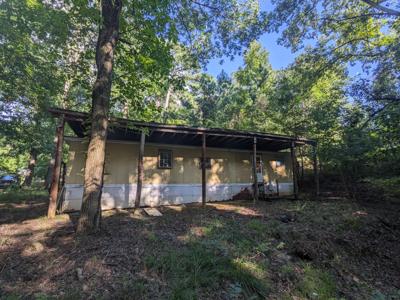 7465 LAKESIDE Drive
