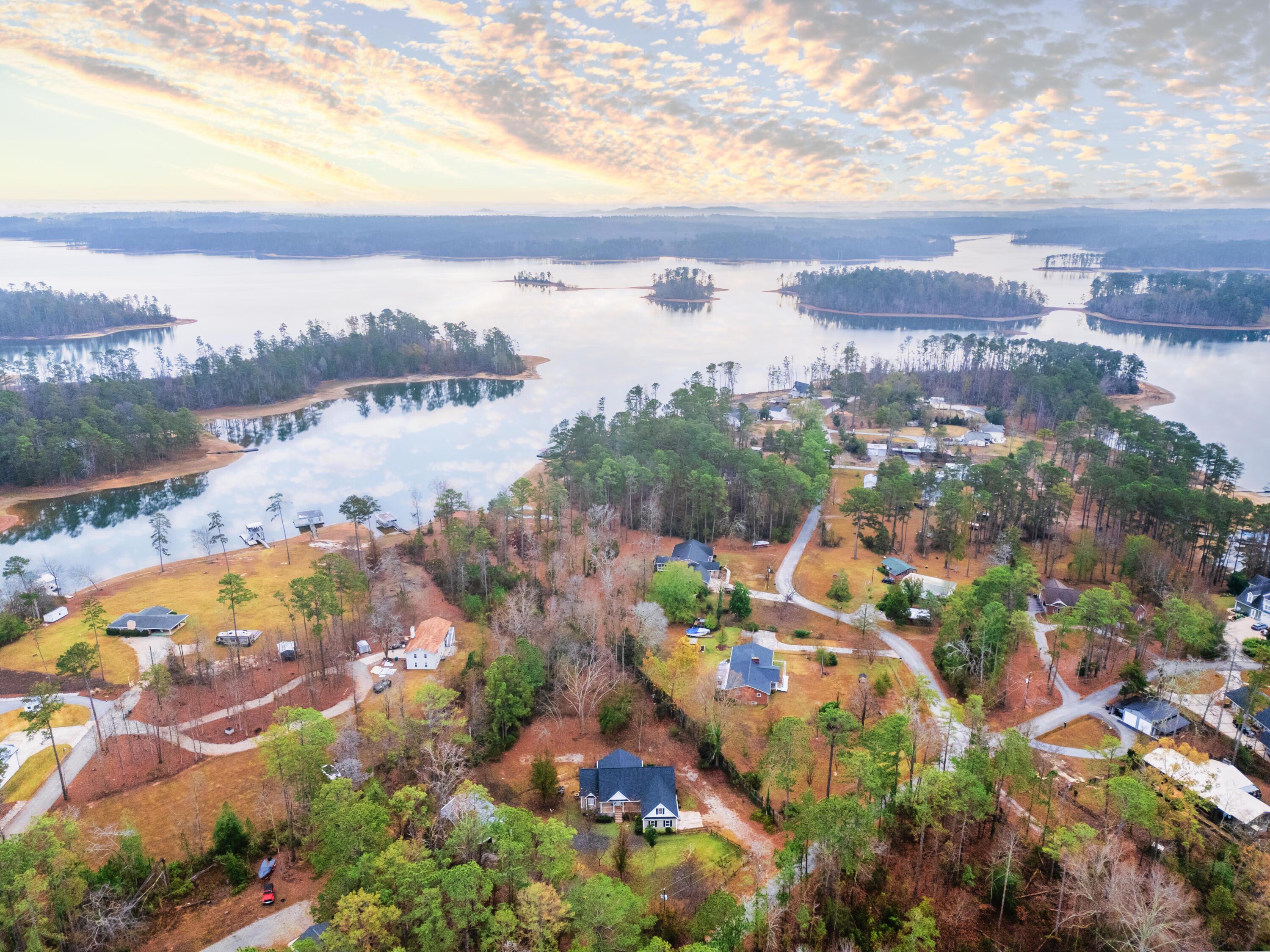 Image 4: 4121PineRidgeRd-2