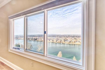 1 7th Street Unit 1402