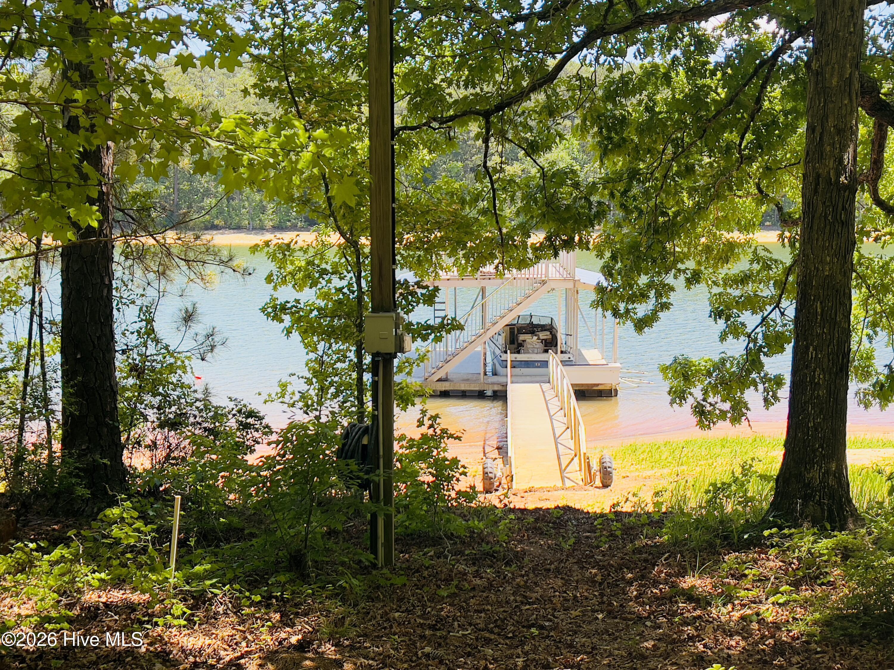 Image 2: Dock