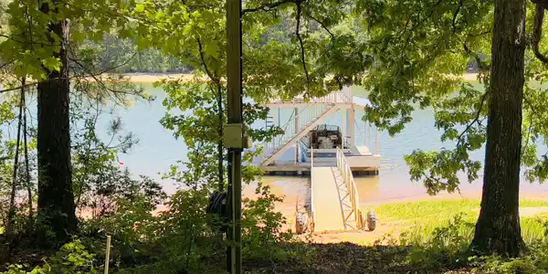 Image 2: Dock