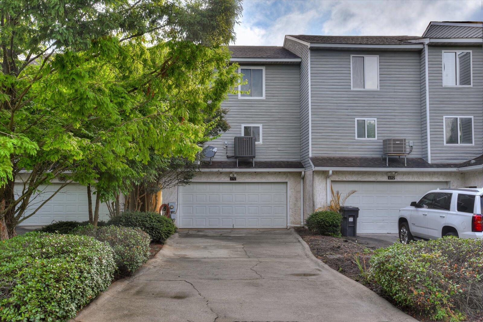 Image 2: 02-102-750_0567_68_69_70_71-Edit