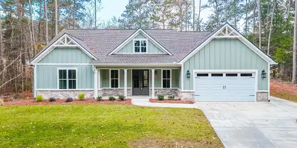 216 Brassie Drive