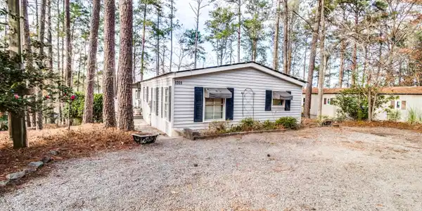 4009 Harbor Point Road