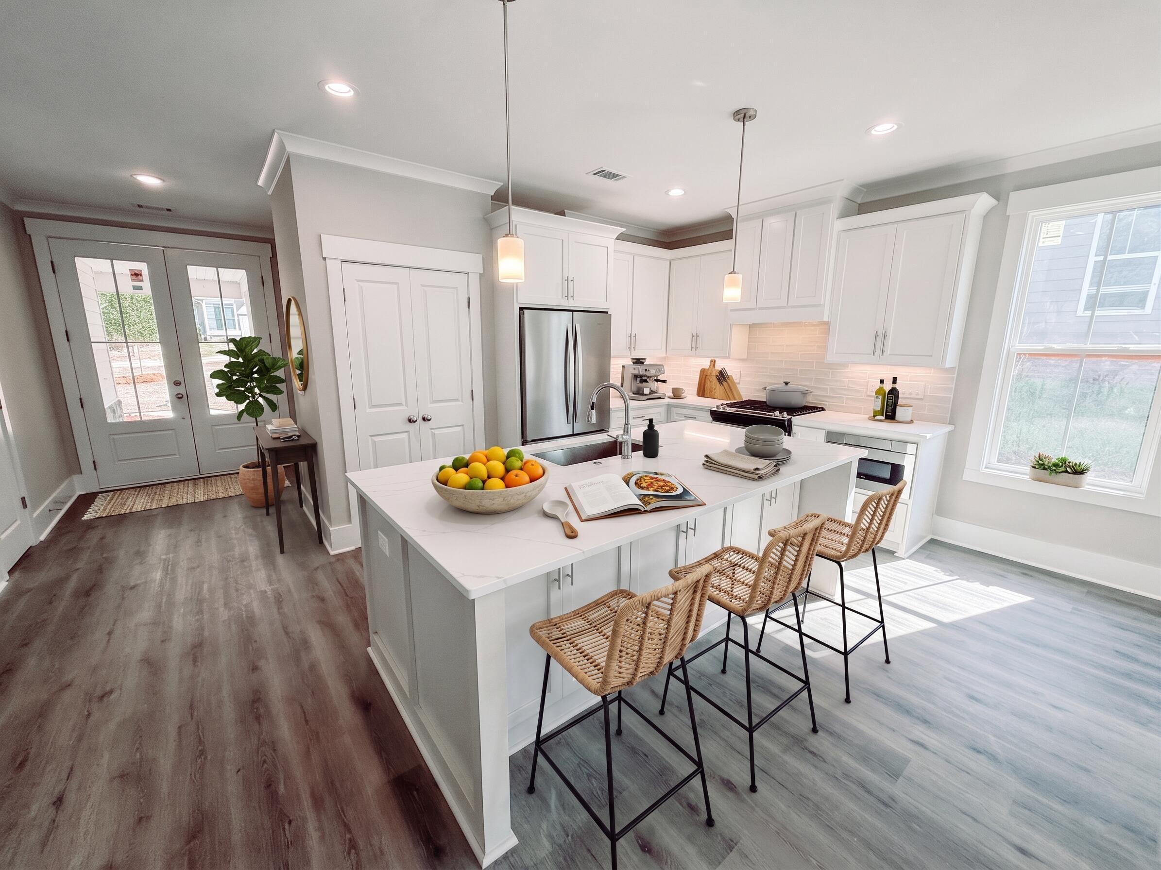 Image 2: Kitchen