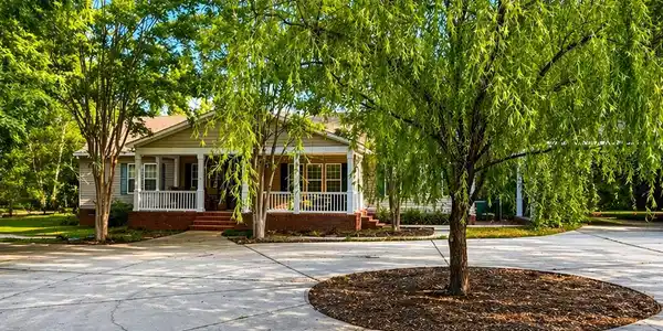 7803 Forest Hills Drive