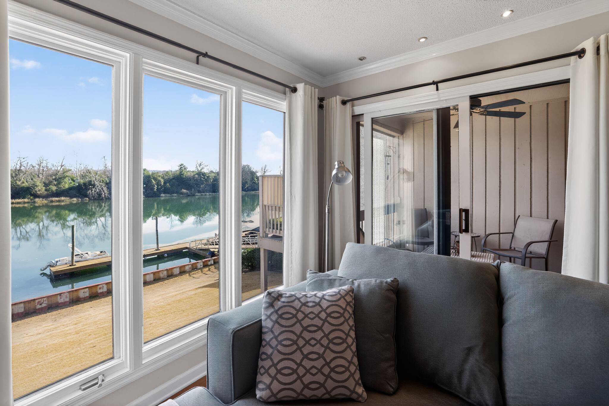 Image 1: 06_826_Riverfront_Dr_Augusta_GA_30901-Li