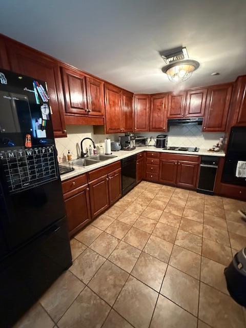 Image 4: 1 7th St kit left