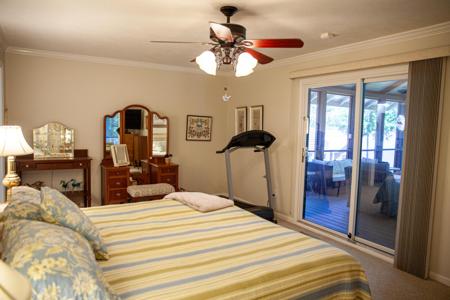6287 Rousseau Creek Road