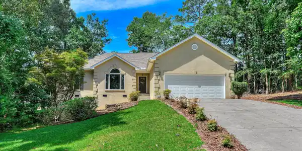 105 Azalea Circle