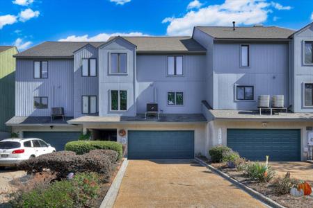 722 Riverfront Drive