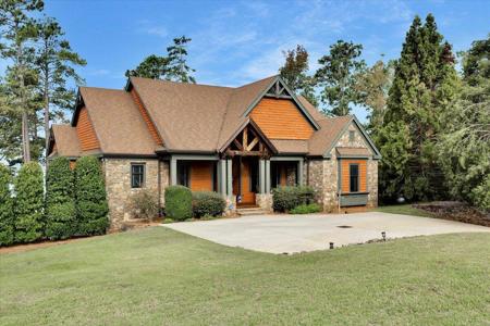 207 Breckenridge Lane