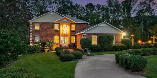 335 Crown Point